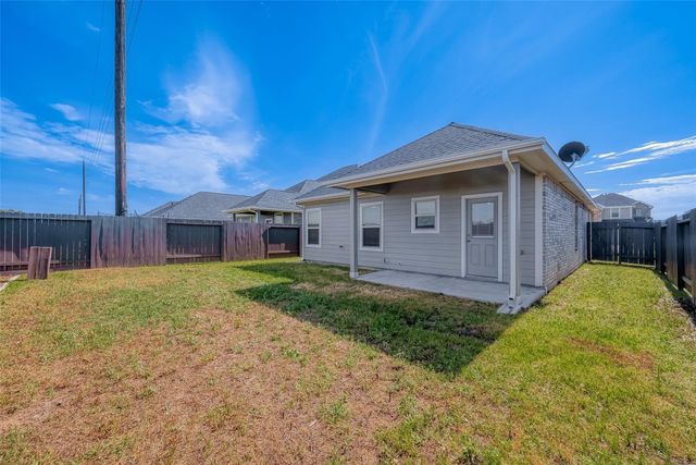 7446 French Quarter Court, Fulshear, TX 77441