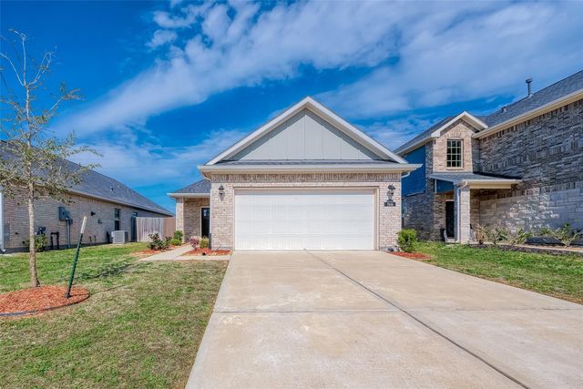 7446 French Quarter Court, Fulshear, TX 77441