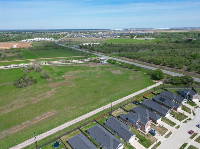 7446 French Quarter Court, Fulshear, TX 77441