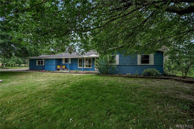 1073 Lyndale Lane, Marilla, NY 14059