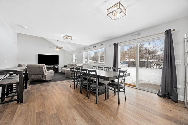 22511 S Deal Avenue, Channahon, IL 60410