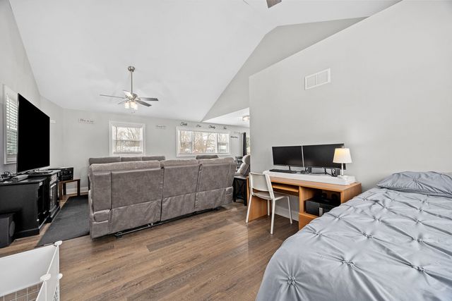 22511 S Deal Avenue, Channahon, IL 60410