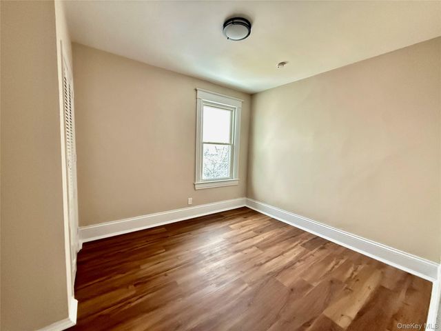 55 Ramsey Avenue 3rd Floor, Yonkers, NY 10701