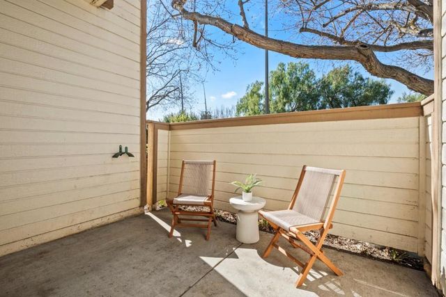 1302 Fairway Entrance Drive, San Jose, CA 95131