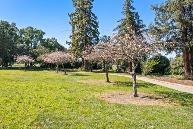 1302 Fairway Entrance Drive, San Jose, CA 95131
