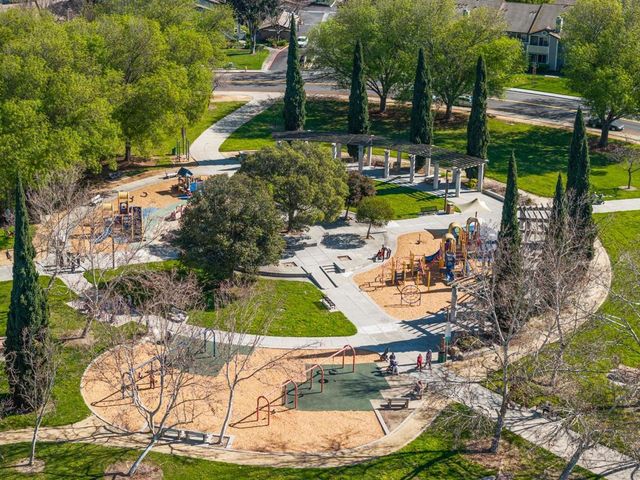 1302 Fairway Entrance Drive, San Jose, CA 95131