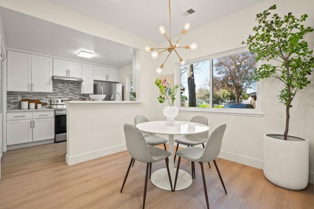 1302 Fairway Entrance Drive, San Jose, CA 95131