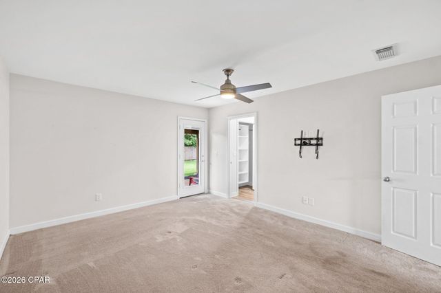 136 Derby Woods Drive, Lynn Haven, FL 32444