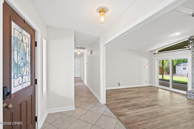 136 Derby Woods Drive, Lynn Haven, FL 32444