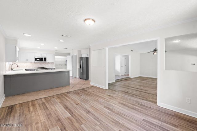 136 Derby Woods Drive, Lynn Haven, FL 32444