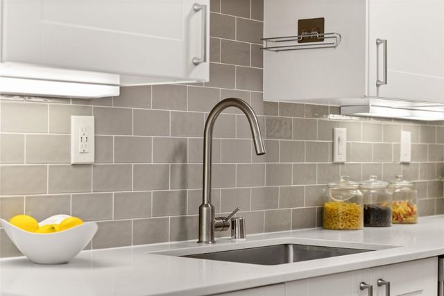 166 Bayside Ct, Richmond, CA 94804