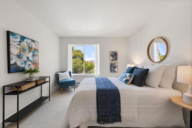 166 Bayside Ct, Richmond, CA 94804