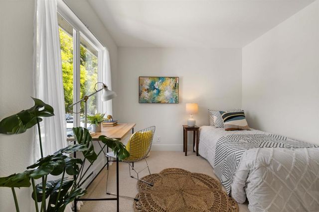 166 Bayside Ct, Richmond, CA 94804