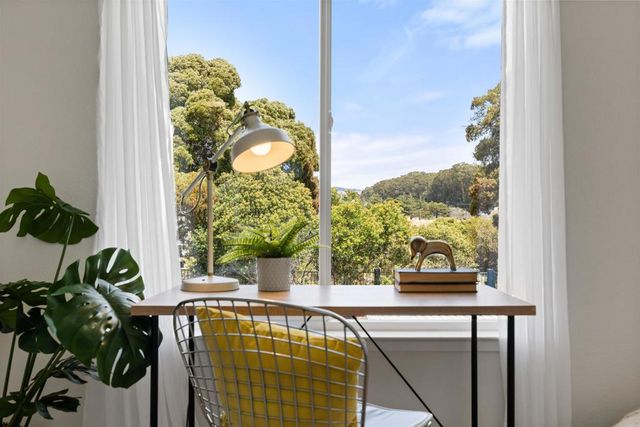 166 Bayside Ct, Richmond, CA 94804