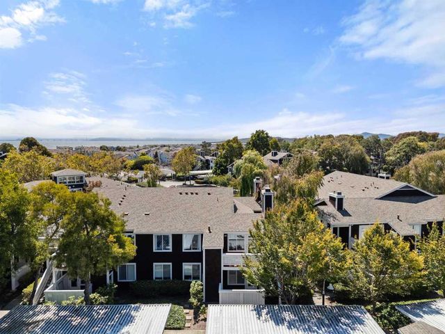 166 Bayside Ct, Richmond, CA 94804