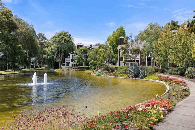 166 Bayside Ct, Richmond, CA 94804