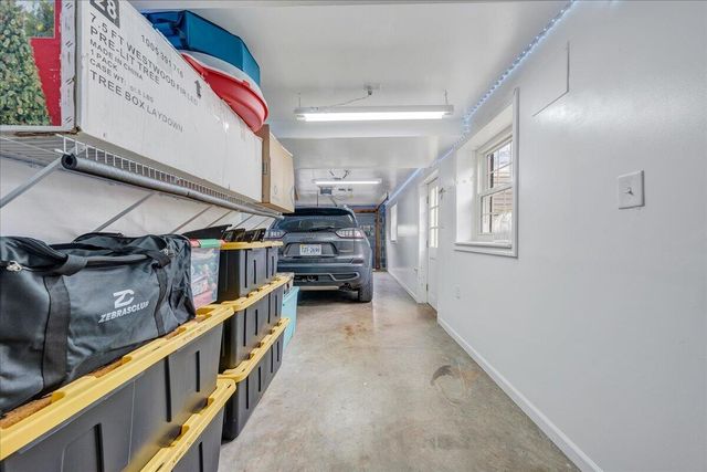 230 Dawnridge DR, Vinton, VA 24179