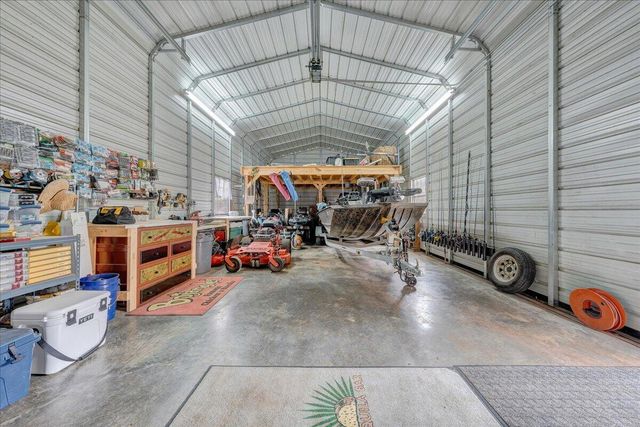 230 Dawnridge DR, Vinton, VA 24179