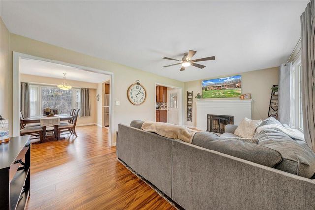 230 Dawnridge DR, Vinton, VA 24179