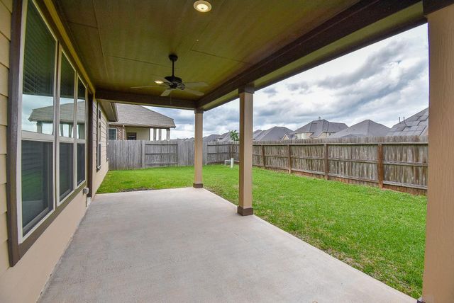 22246 Wave Hill Lane, Richmond, TX 77469