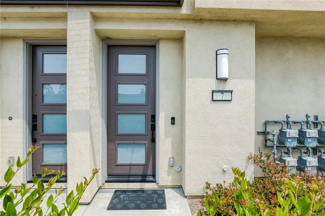 1560 TOPEKA 7, Placentia, CA 92870