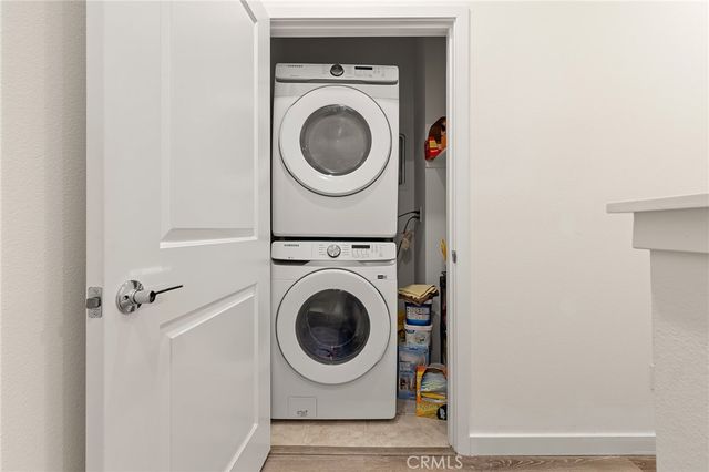 1560 TOPEKA 7, Placentia, CA 92870
