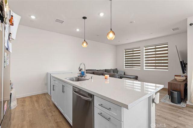 1560 TOPEKA 7, Placentia, CA 92870