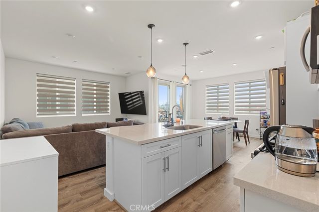 1560 TOPEKA 7, Placentia, CA 92870