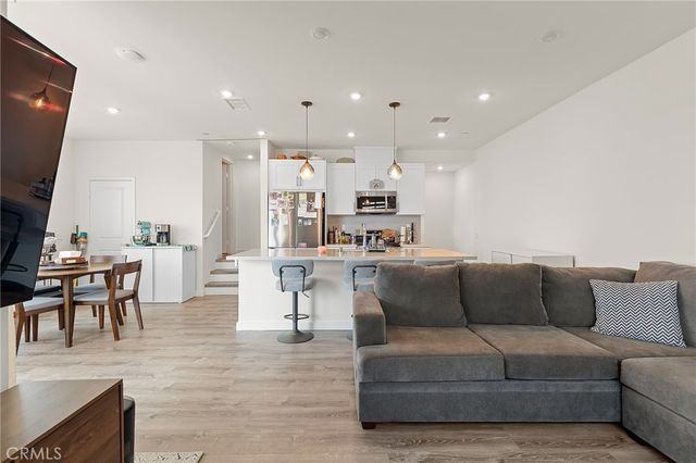 1560 TOPEKA 7, Placentia, CA 92870