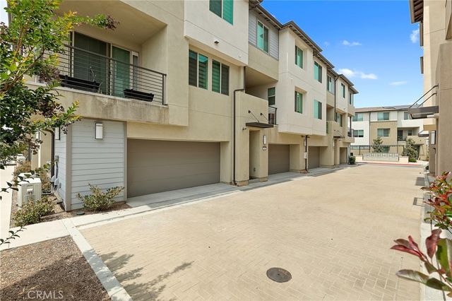 1560 TOPEKA 7, Placentia, CA 92870