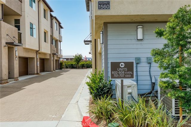 1560 TOPEKA 7, Placentia, CA 92870