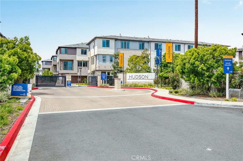 1560 TOPEKA 7, Placentia, CA 92870