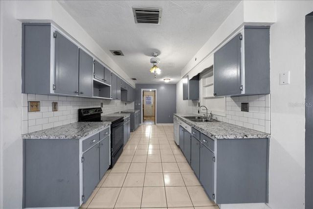 82 S JEFFERY STREET, Beverly Hills, FL 34465