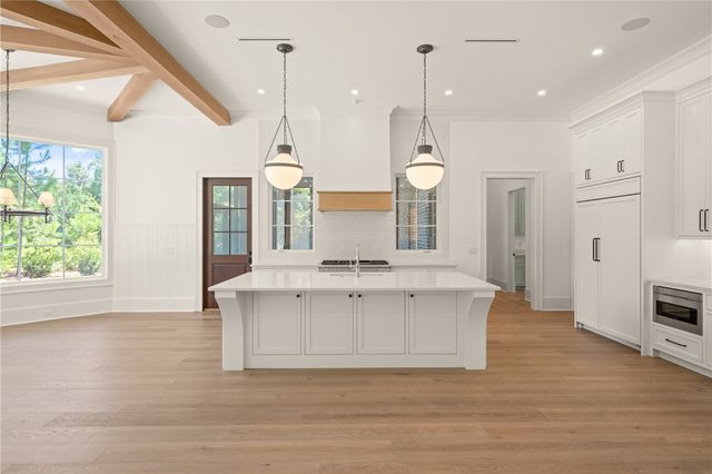 1333 Pikes Bluff Road, St Simons Island, GA 31522