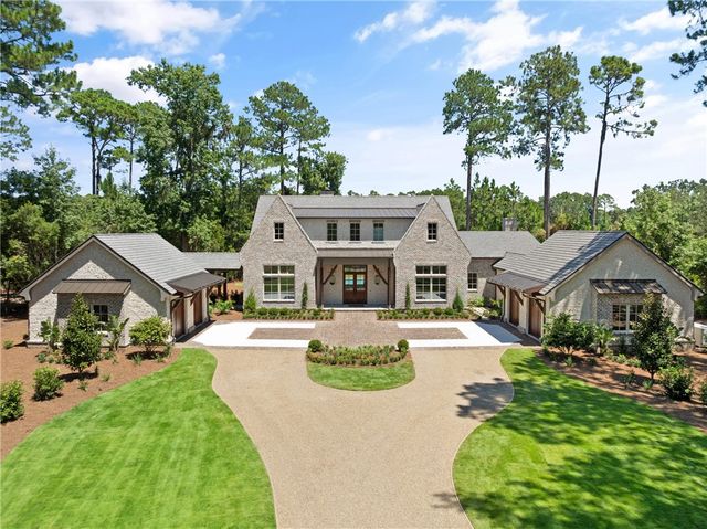 1333 Pikes Bluff Road, St Simons Island, GA 31522