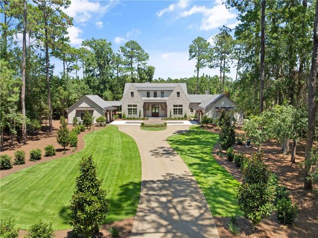 1333 Pikes Bluff Road, St Simons Island, GA 31522