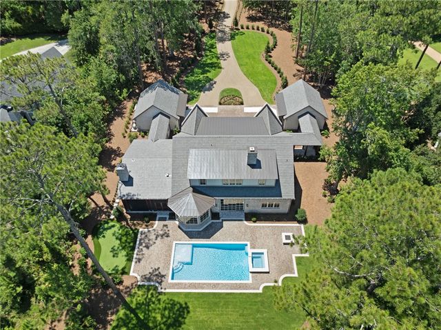 1333 Pikes Bluff Road, St Simons Island, GA 31522