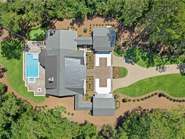 1333 Pikes Bluff Road, St Simons Island, GA 31522