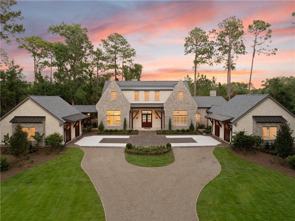 1333 Pikes Bluff Road, St Simons Island, GA 31522