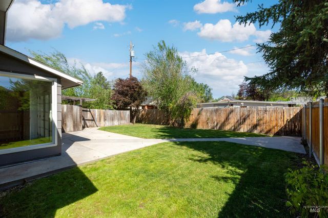 3554 W Hansen, Boise, ID 83703