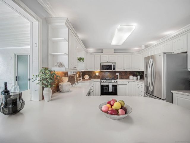 3021-3023 Sterne, San Diego, CA 92106