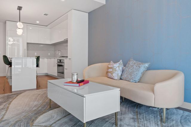 44 East Ave 1802, Austin, TX 78701
