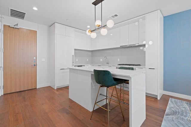 44 East Ave 1802, Austin, TX 78701