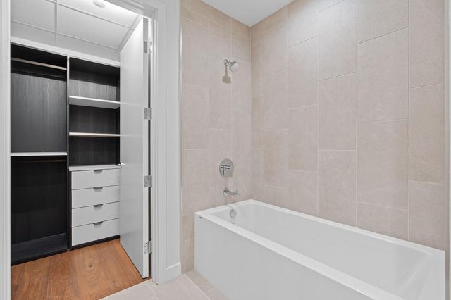 44 East Ave 1802, Austin, TX 78701