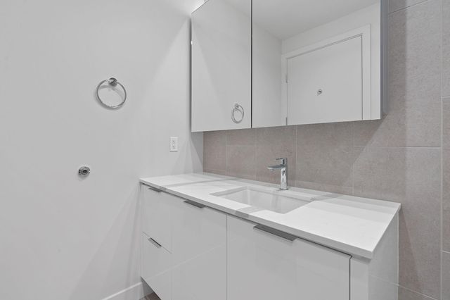 44 East Ave 1802, Austin, TX 78701
