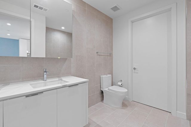 44 East Ave 1802, Austin, TX 78701