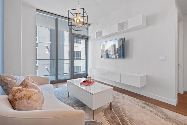 44 East Ave 1802, Austin, TX 78701