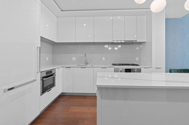 44 East Ave 1802, Austin, TX 78701
