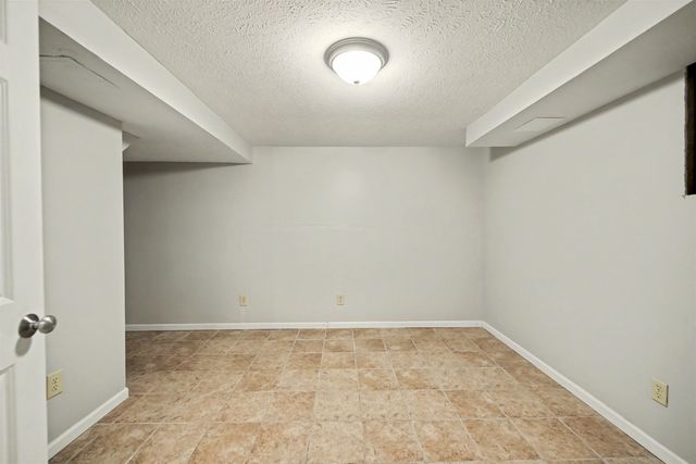 2059 Norton St., Salina, KS 67401