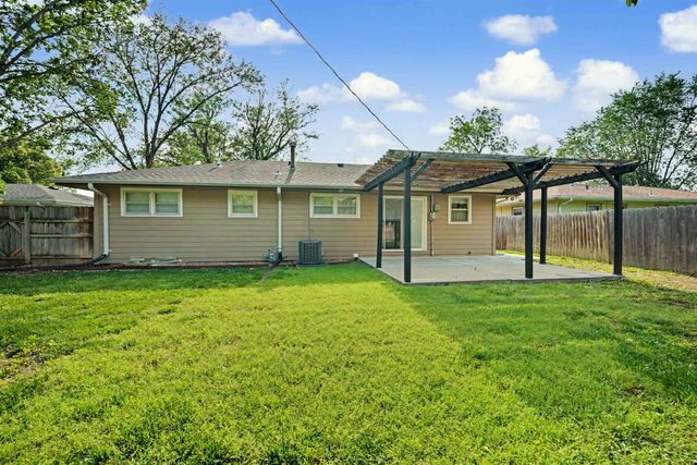 2059 Norton St., Salina, KS 67401